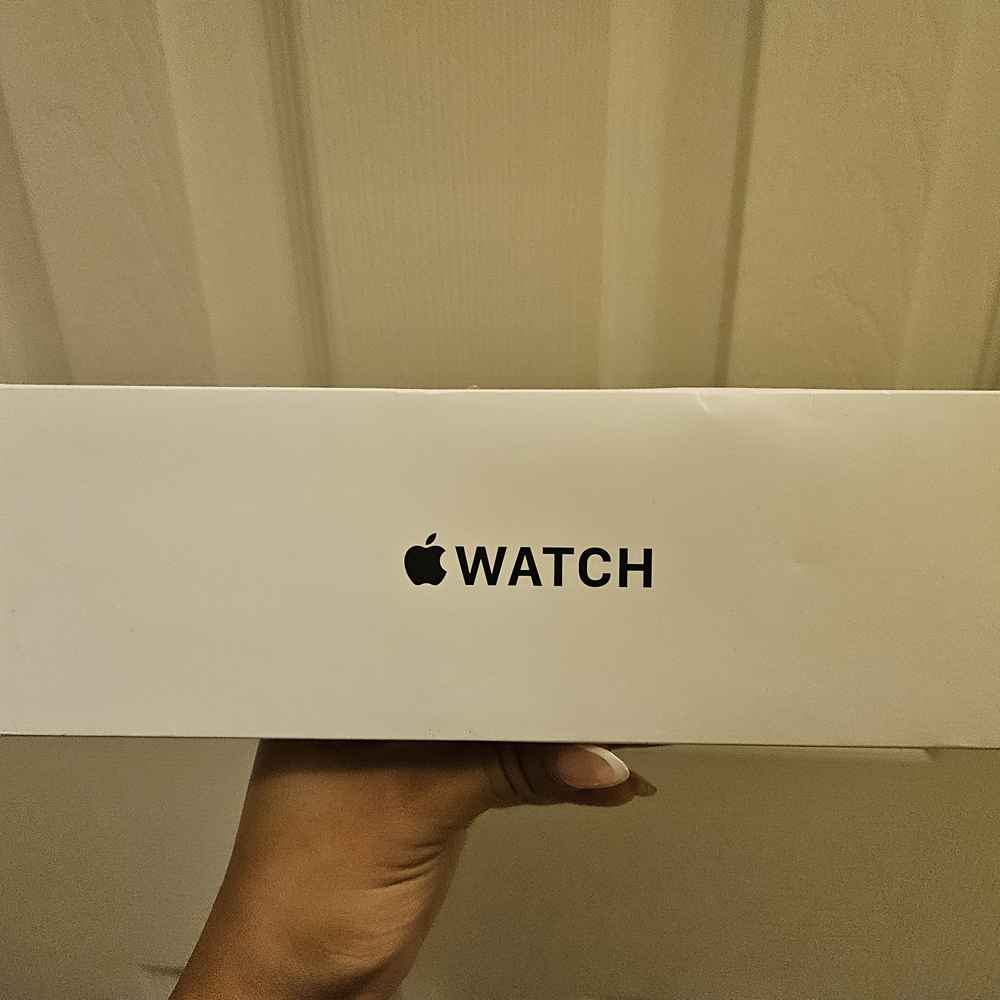 Apple Watch SERIES 2- NEW IN BOX